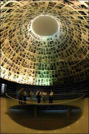 Quel pays a eu le plus de victimes pendant le conflit (photo : Yad Vashem, mémorial des victimes de la Shoah à Jérusalem) ?