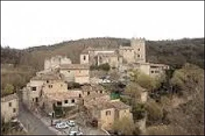 Commune de la région P.A.C.A., dans l'arrondissement de Forcalquier, Esparron-de-Verdon se situe dans le département ...