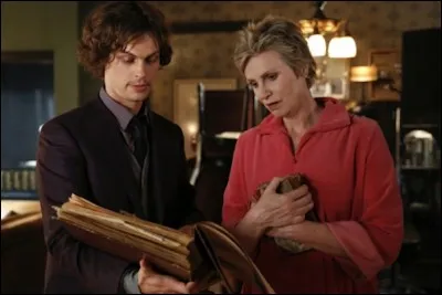 De quoi souffre la mère de Spencer ?