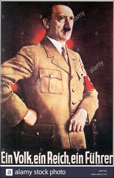 Que signifie le slogan utilisé par la propagande nazie : "Ein Volk, ein Reich, ein Führer" ,