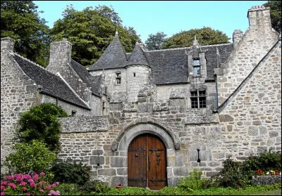 Votre amie Patricia qui habite maintenant à Saint-Pol-de-Léon en Bretagne vous a invité pour les prochaines vacances,dans quel département serez-vous ?