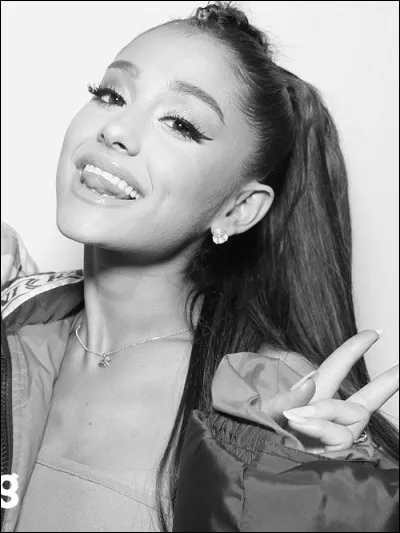 Ariana Grande est :