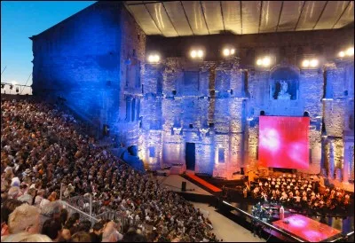 Quel type de fête est-ce ?