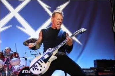 De quel célèbre groupe de heavy/thrash metal, James Hetfield est-il le chanteur/guitariste ?