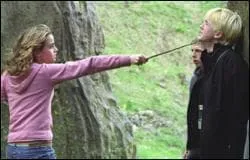 Qu'est-ce que Hermione va faire  Drago ?