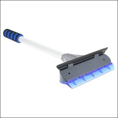 Quel membre poss&egrave;de un rire de "raclette &agrave; vitre" ?