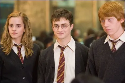 Dans "Harry Potter et l'Ordre du phénix", qui sont les trois fondateurs de l'Armée de Dumbledore ?
