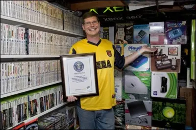 Grâce à cette énorme collection, cet homme est devenu le plus grand collectionneur de jeux vidéo. Combien en possède-t-il ?