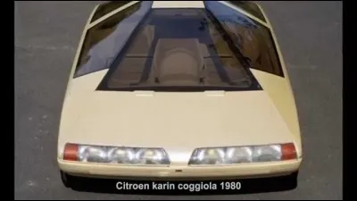 Ce concept-car fut dévoilé sur le salon de...