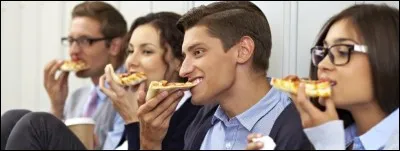 Combien de pizzas sont consommées chaque seconde en moyenne dans le monde ?