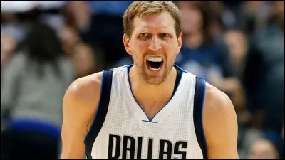 Quel est le numéro de Dirk Nowitzki ?