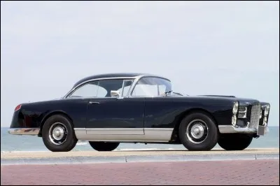 Quel est le type de cette Facel Vega 8 cylindres ?