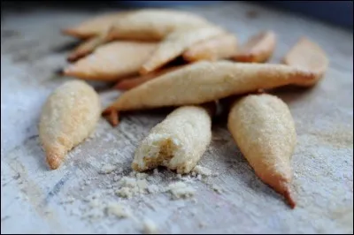 Quel est ce délicieux biscuit sec, de Sète, de forme allongée (10cm), saupoudré de sucre cristal, et très croustillant ?