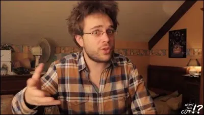 De quel « What the Cut !? » vient cette insulte d'introduction : 
"Bande de trous à m**de" ?