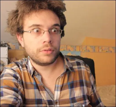 Quel épisode non hors-série de « What the Cut !? » n'est pas sur la chaîne ?