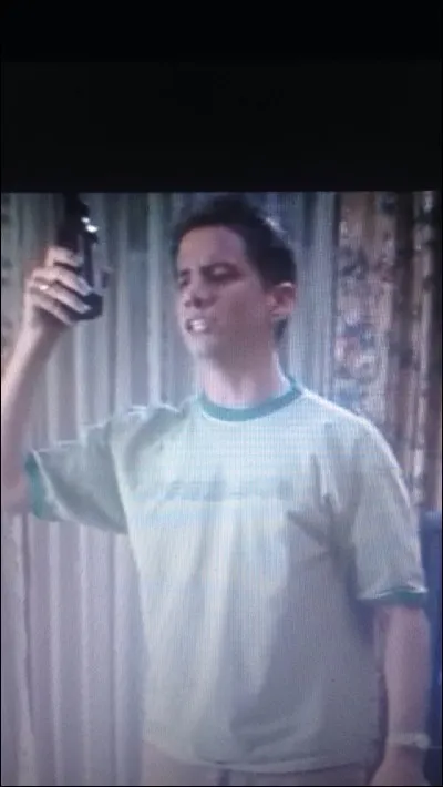 Que fait Randy dans cette scène ?