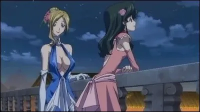 Avec qui Milly Ashford est-elle en couple ?