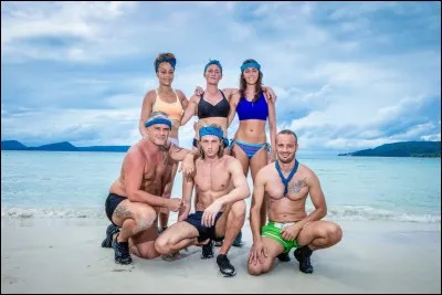 Qui est le/la premier(e) aventurier(e) à avoir un foulard bleu ?