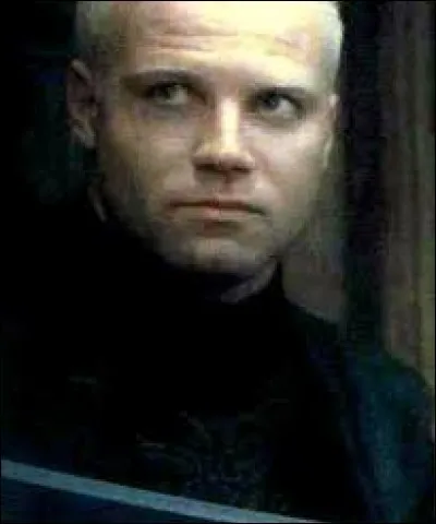 Qui est ce blondinet ?