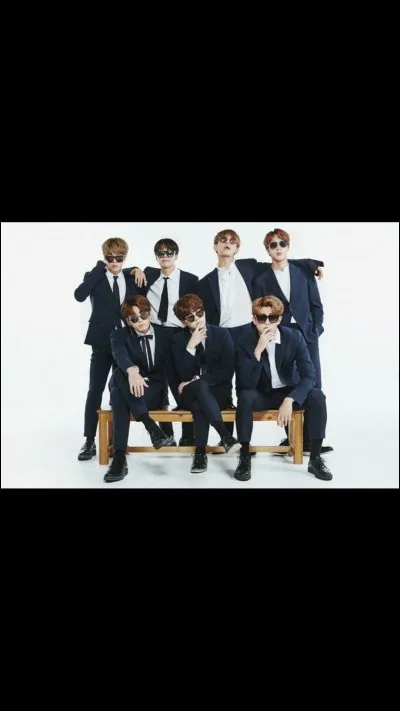 À leurs pré-débuts, il y avait 8 membres, mais le 8e est parti avant le début officiel.