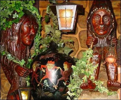 Comment s'appellent ces petits lutins qui, depuis la nuit des temps, hantent les forêts bretonnes ?