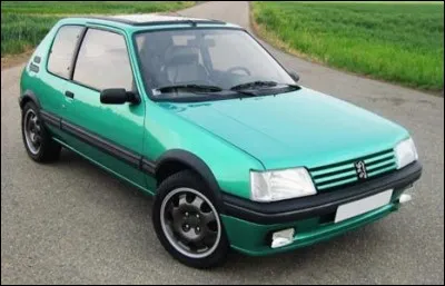 En combien d'exemplaires fut produite la 205 GTi Griffe ?