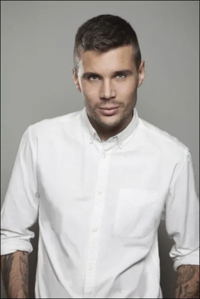 Qui a chant&eacute; "I can't go on" ?