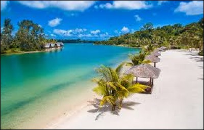 Ce formidable paysage représente une plage d'un archipel de 83 îles. Depuis la mort de son président, c'est maintenant Esmon Saimon qui prend le relais. Je parle bien évidemment de/du/des...