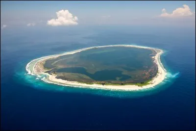 L'île de Clipperton est le plus petit territoire que possède la France aux confins du Pacifique ; mais de quel autre pays est-elle la plus proche parmi ces propositions ?
