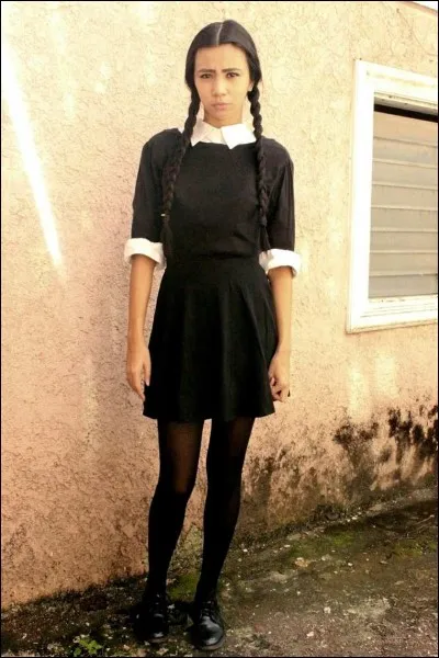 En qui cette fille est-elle déguisée ?