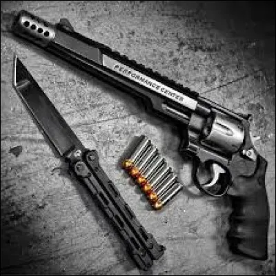 Quelle est l'arme préférée de Katniss ?