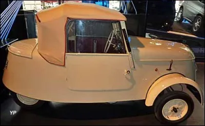 Quel est le nom de cette Peugeot électrique de 1941 ?