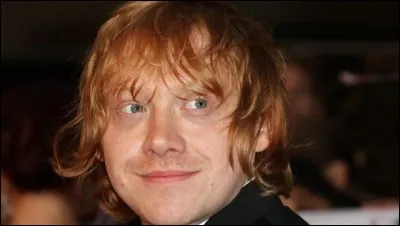 Pense fortement que tu es une fille, une ado en attente de l'Amour et tu sors avec Ron Weasley ! Dans quelle saga te trouves-tu projet&eacute;e ?