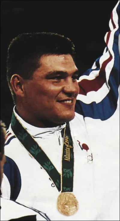 Connais-tu le champion du monde de judo David Douillet ?