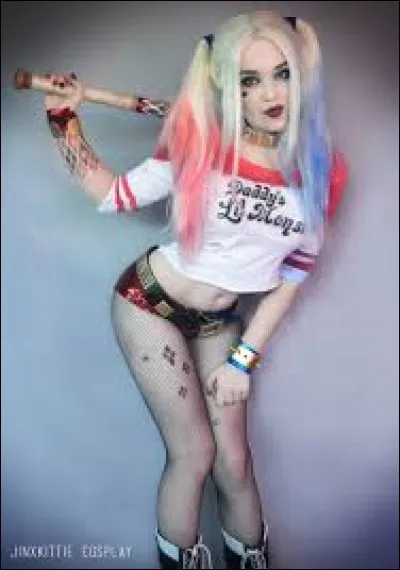 Qui est cette femme ?