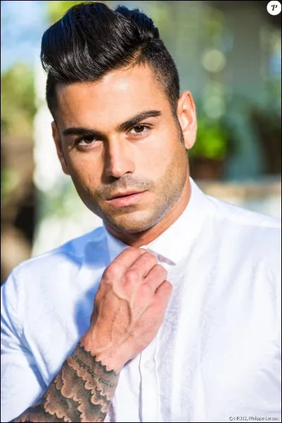 Que faisait-il avant "Les Anges 8" ?