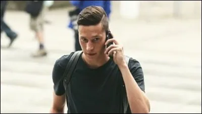 Quelle équipe rejoint-il en 2017 ?