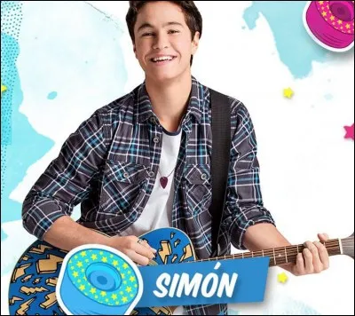 Avec qui Simon est-il en couple ?