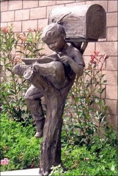 Communiquer par lettres.