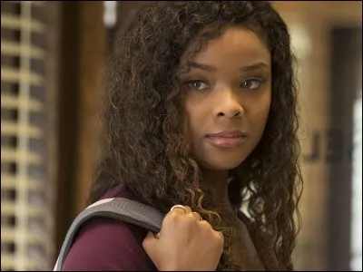 Au fur et à mesure de la série, on se rend compte que chaque cassette est reliée à un personnage. Quelle cassette parle de Sheri ?