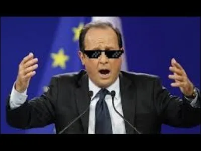 Le président de la France est :