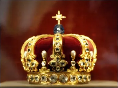 Qui dirige actuellement le pays ? Le Roi...