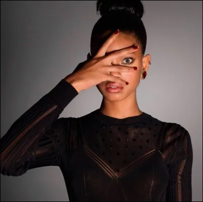 Comment s'appelle sa sur ?