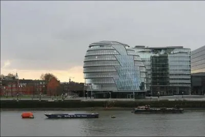 What's this building?