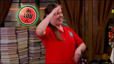 Comment la meilleure amie d'Emma, au camp de Kikiwaka, s'appelle-t-elle ?