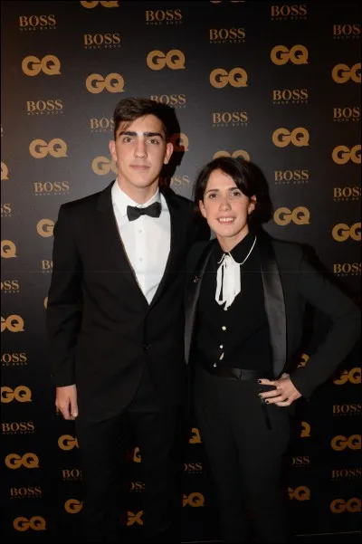 Comment se prénomment son frère et sa sur ?