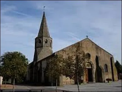 Village de l'Allier, Saint-Priest-en-Murat se situe en région ...
