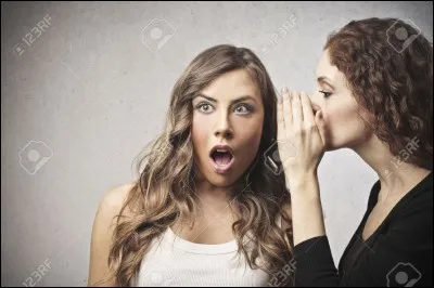 Une autre amie te raconte un secret sur une autre amie et elle te demande de ne rien répéter. Qu'est-ce que tu fais ?