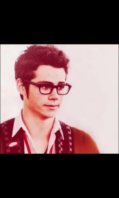 Quel personnage a-t-il joué dans "Stagiaires" ?