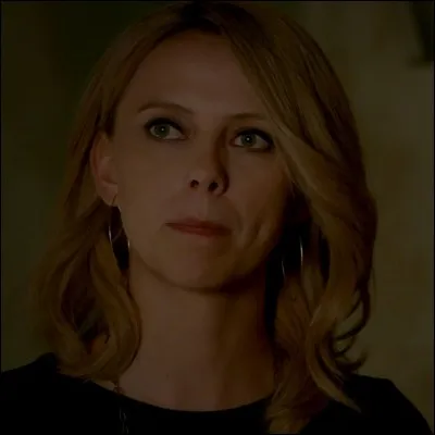 De qui Freya tombe-t-elle amoureuse ?